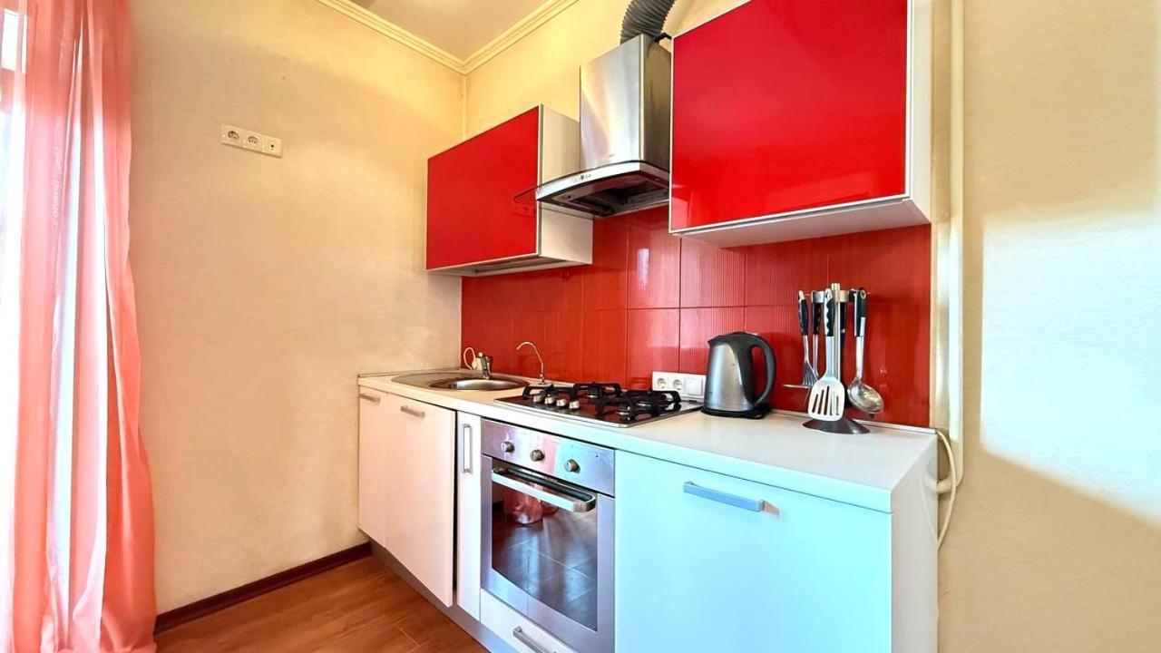 Ferienwohnung Mironositskaya 75 Charkiw Exterior foto